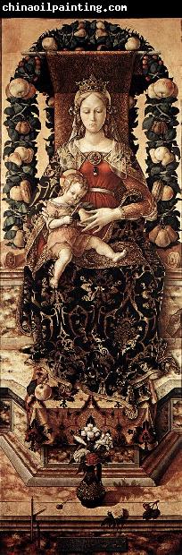 CRIVELLI, Carlo The Madonna of the Taper dfg