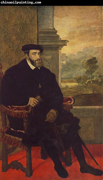 TIZIANO Vecellio Portrait of Charles V Seated  r