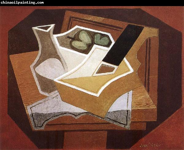 Juan Gris Guitar apple and water bottle