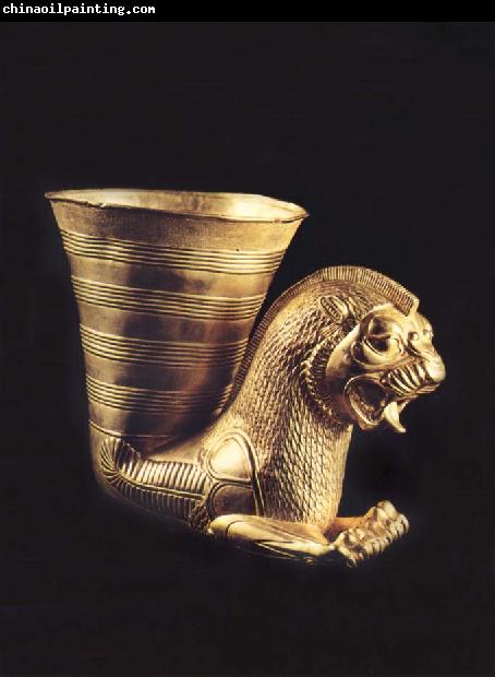 unknow artist Rhyton in the form of a lion-griffin