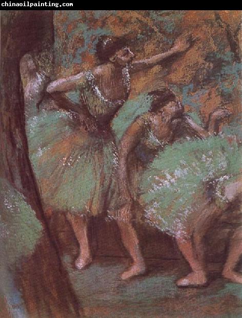 Edgar Degas ballerina wear green dress