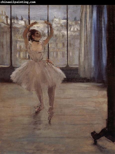 Edgar Degas Dancer in ther front of Photographer