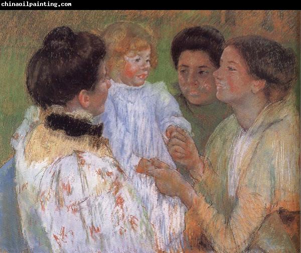 Mary Cassatt Women complimenting the child