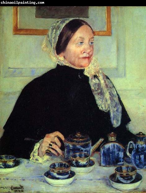 Mary Cassatt Lady at the Tea Table