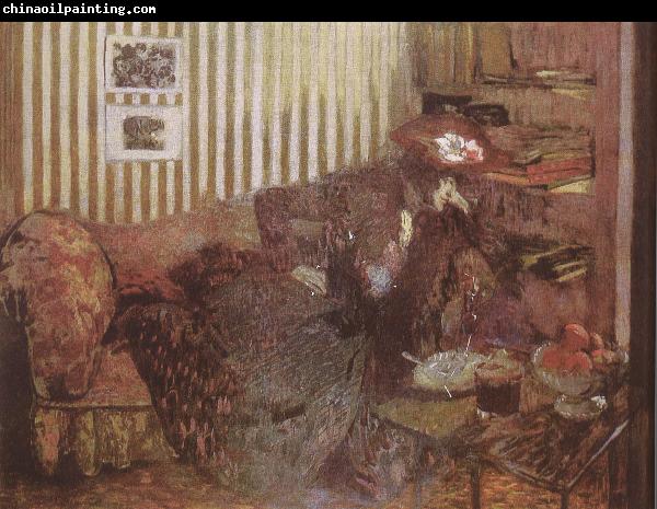 Edouard Vuillard Woman lying on the sofa