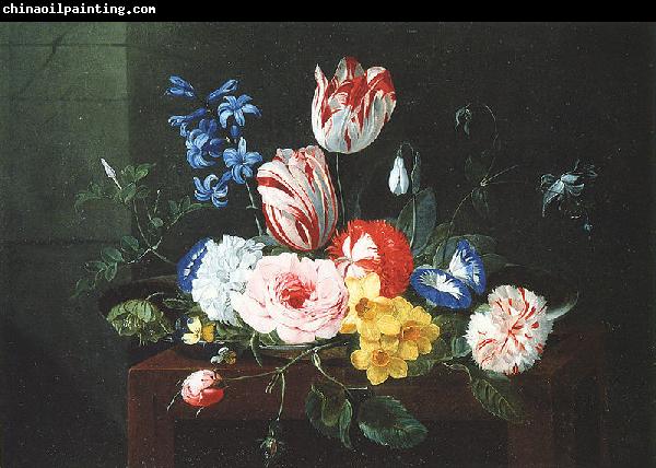 Jan van den Hecke Assiette de fleurs posee sur un entablement