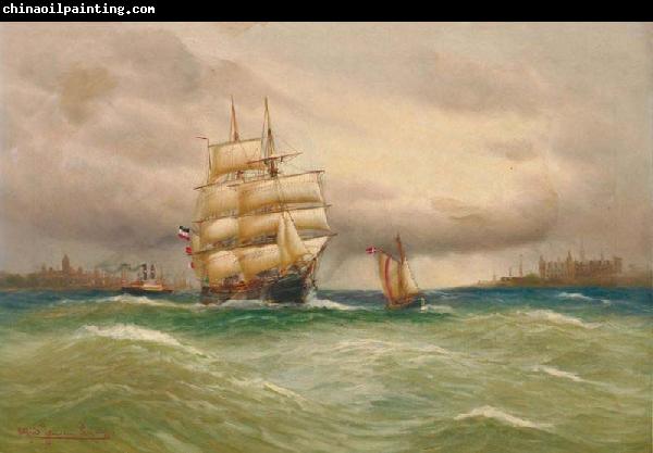 Alfred Jensen Marine mit Segelbooten, im Hintergrund Stadtsilhouette.