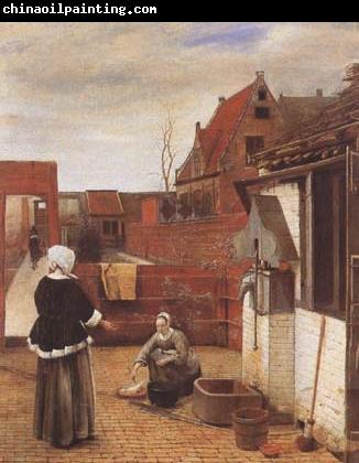 Pieter de Hooch A Woman and her Maid in a Coutyard (mk08)